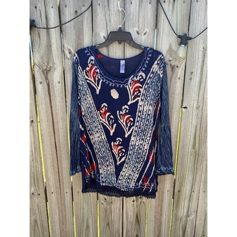 India Boutique Womens Blue Batik Floral Sequin Crochet Trim Tunic Top Free Size